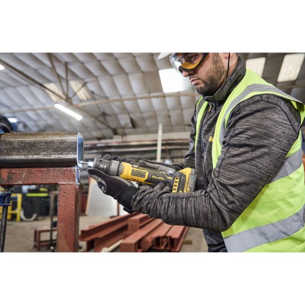 Фото - Прямая шлифовальная машина DeWALT DCG420N